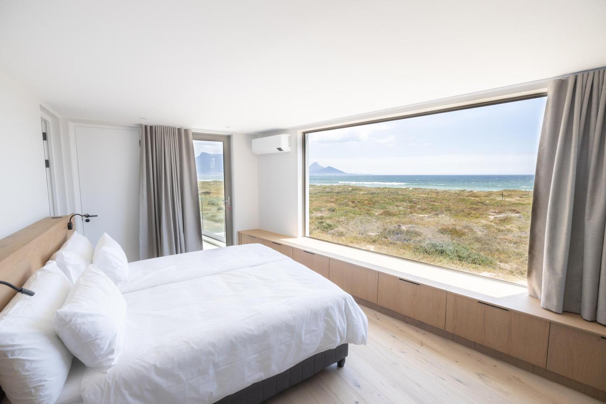 Ocean 9 - Sunset Beachfront Residency Кейптаун Екстериор снимка